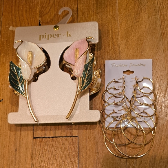 Accessories - Piper K Floral Hair Claw Set and Gold Hoop Set Bundle